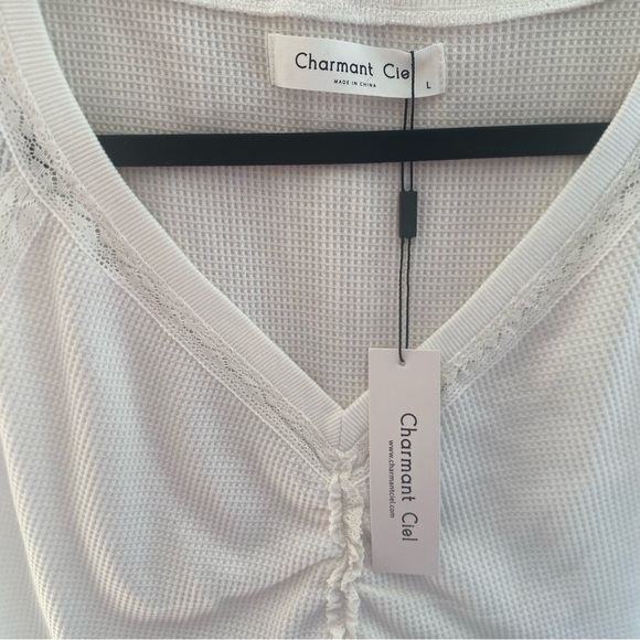 Charmant Ciel Top - Picture 2 of 6